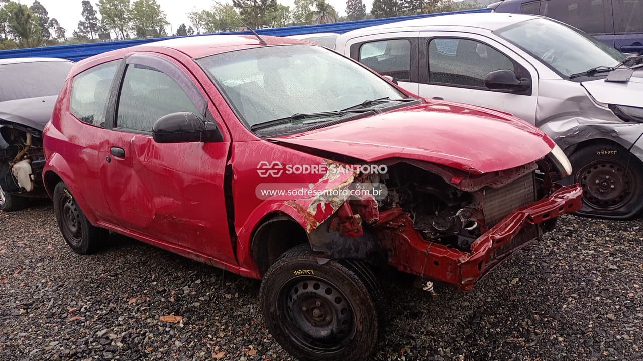Ford Ka Flex 2011, vermelha