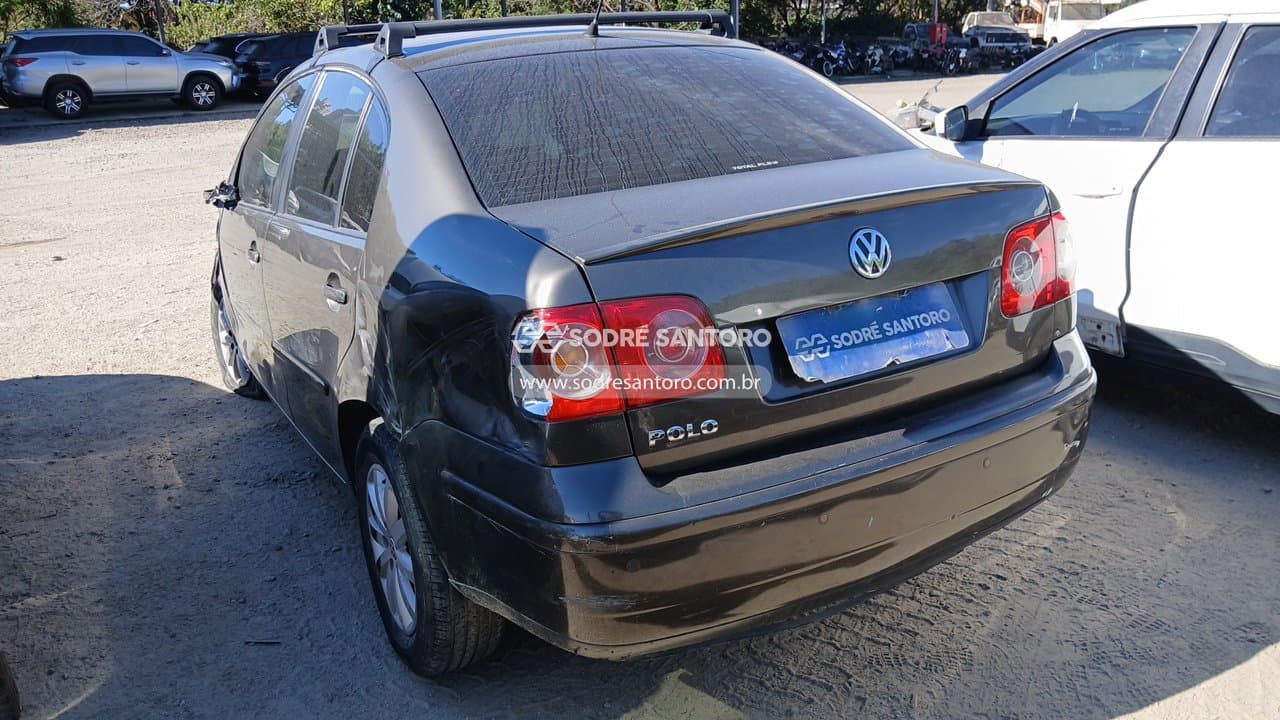 Volkswagen Polo Sedan 1.6 Comfor 2009 — foto 2
