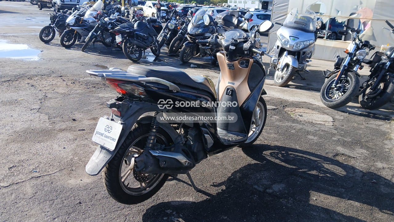 Honda Sh 150i Dlx 2019 — foto 4