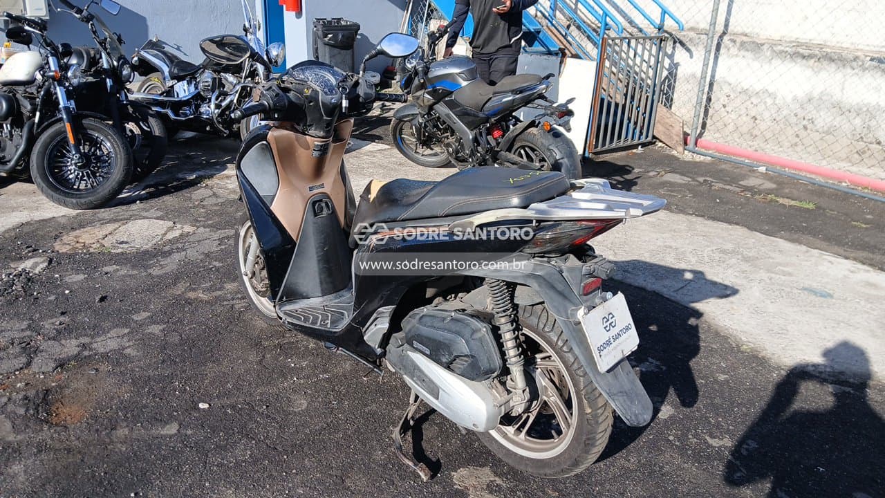 Honda Sh 150i Dlx 2019 — foto 2