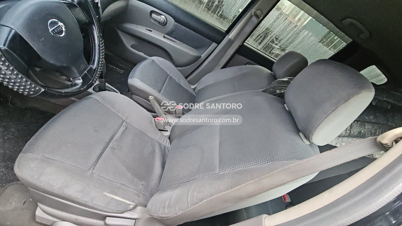 Nissan Livina 2010 — foto 8