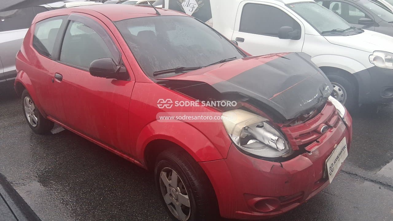 Ford Ka Flex 2010, vermelha