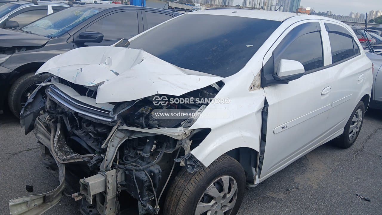 Chevrolet Onix 1.0 Lt 2015 — foto 3