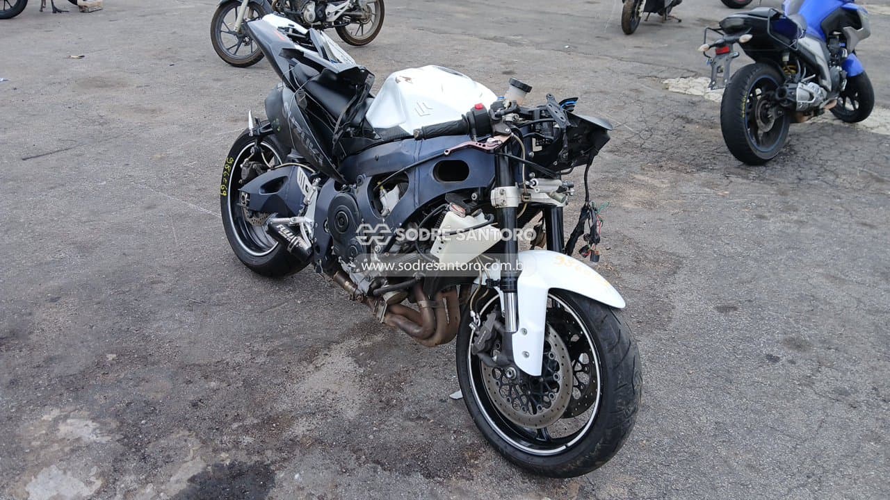 Suzuki Gsxr 750 2012, branca