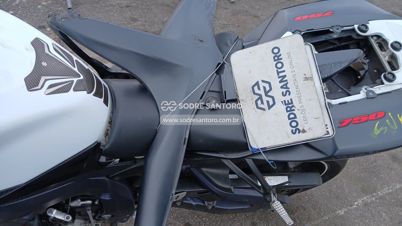 Suzuki Gsxr 750 2012 — foto 9
