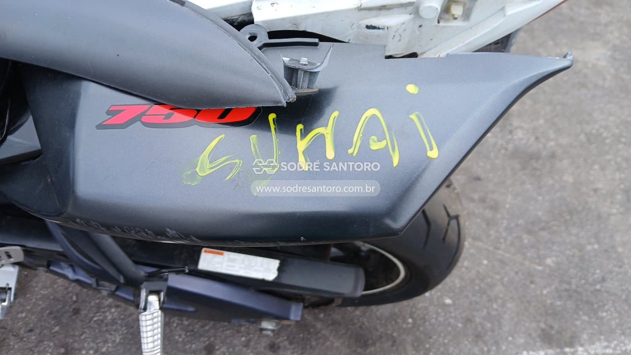 Suzuki Gsxr 750 2012 — foto 11