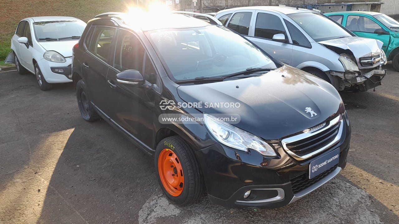 Peugeot 2008 Allure Eat6 2018, preta