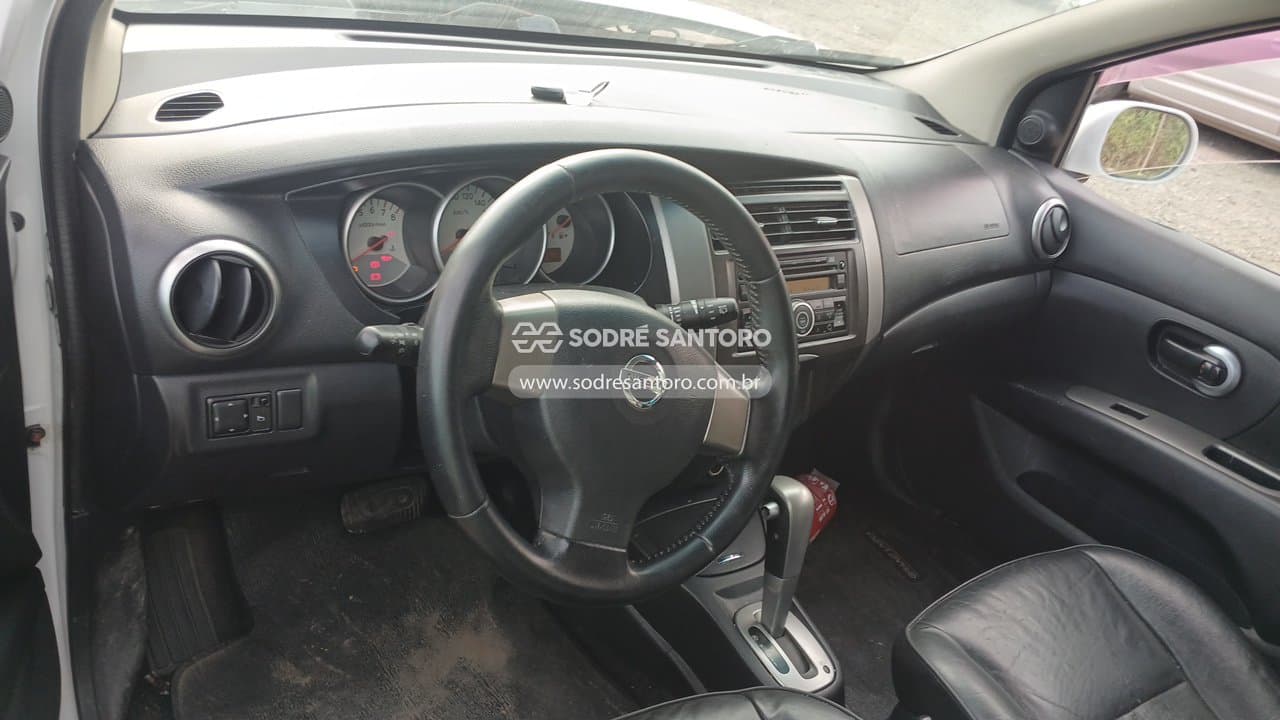 Nissan Grand Livina 2013 — foto 6