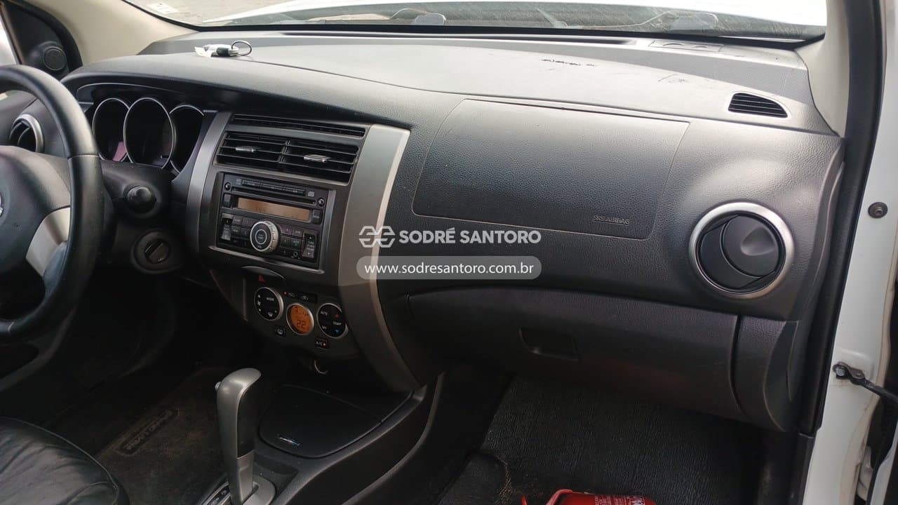 Nissan Grand Livina 2013 — foto 8