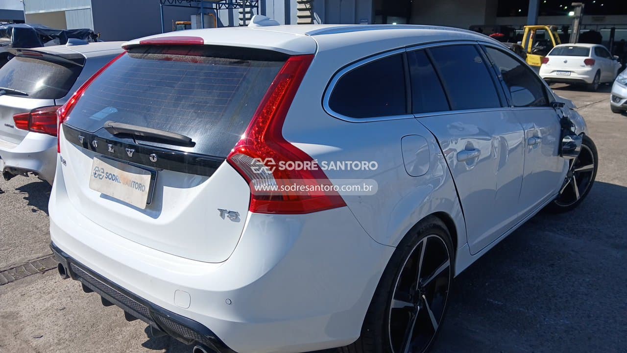 Volvo V60 2.0 T5 Rd Cf 2013 — foto 4