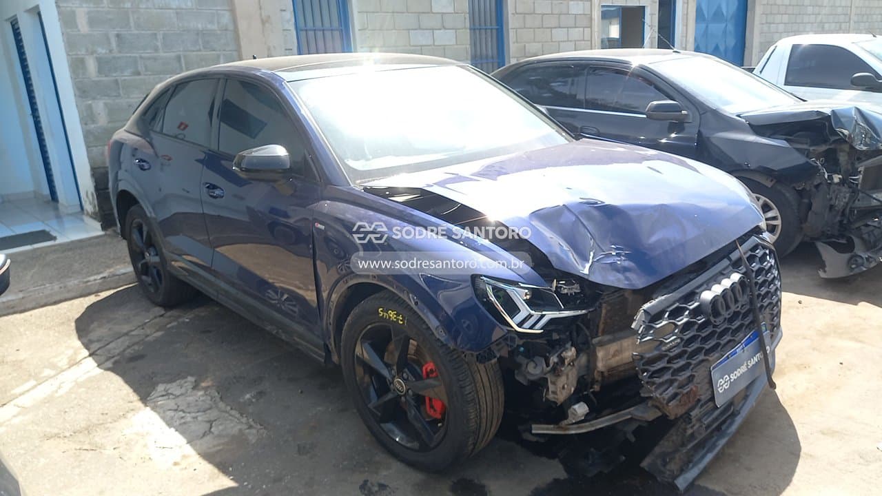 Audi Q3 Spb 2.0 Tfsi 2022, azul