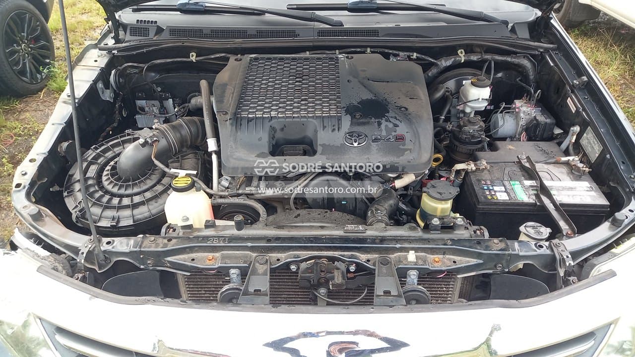 Toyota Hiluxsw4 Srv4x4 2013 — foto 5