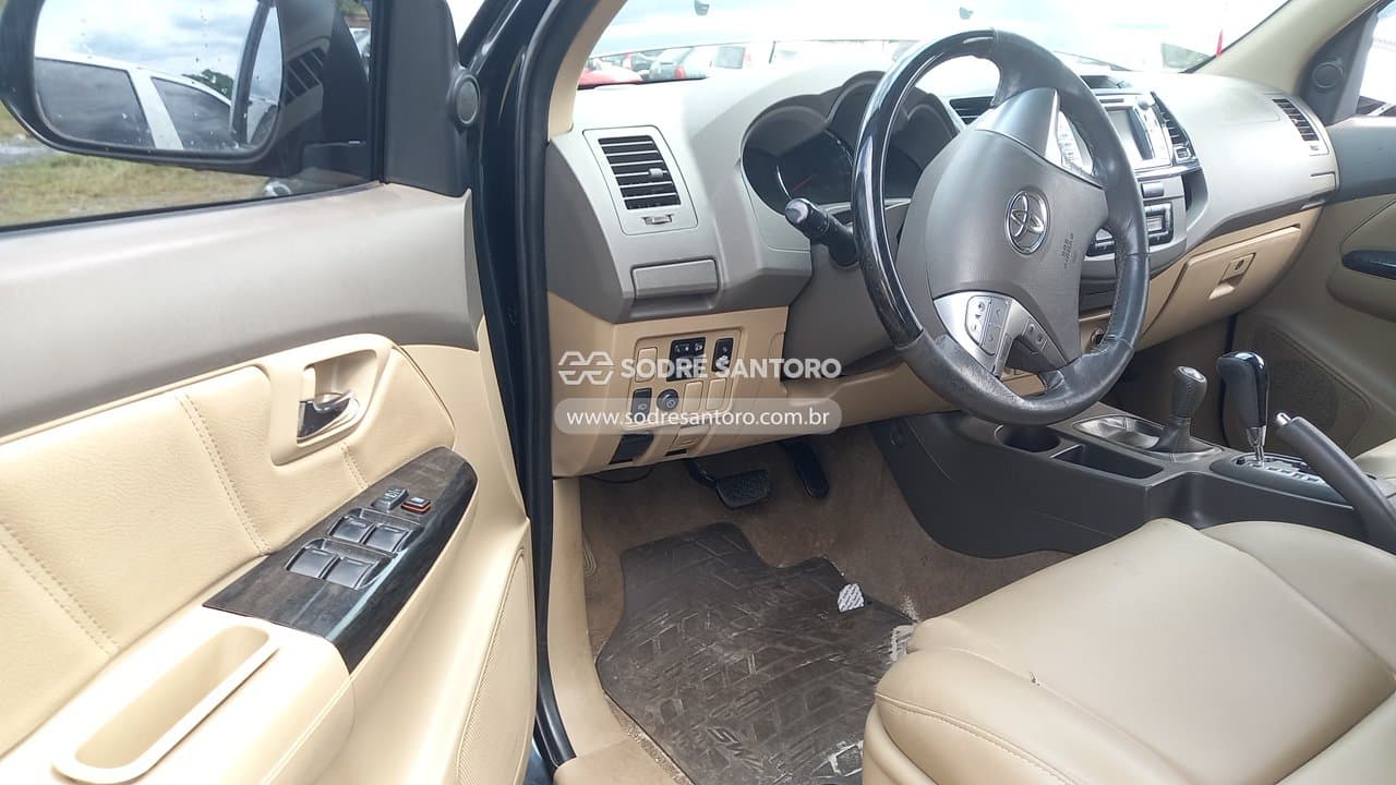 Toyota Hiluxsw4 Srv4x4 2013 — foto 6