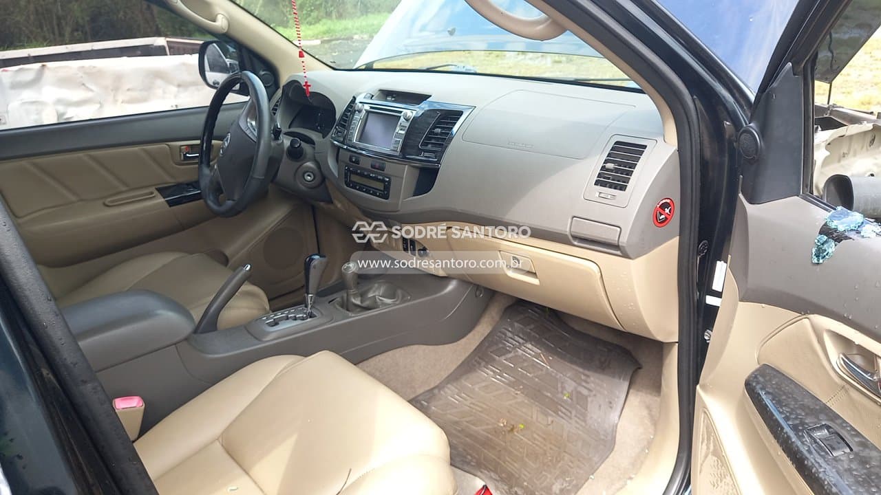 Toyota Hiluxsw4 Srv4x4 2013 — foto 7