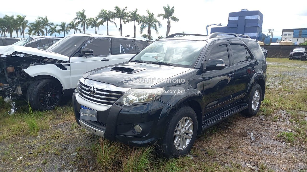 Toyota Hiluxsw4 Srv4x4 2013 — foto 3