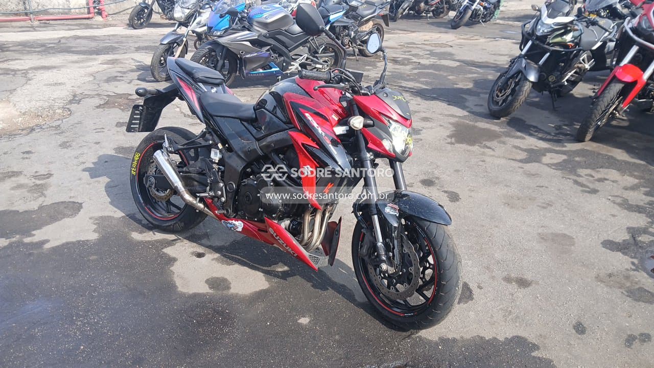 Suzuki Gsx-s750 a 2019, vermelha