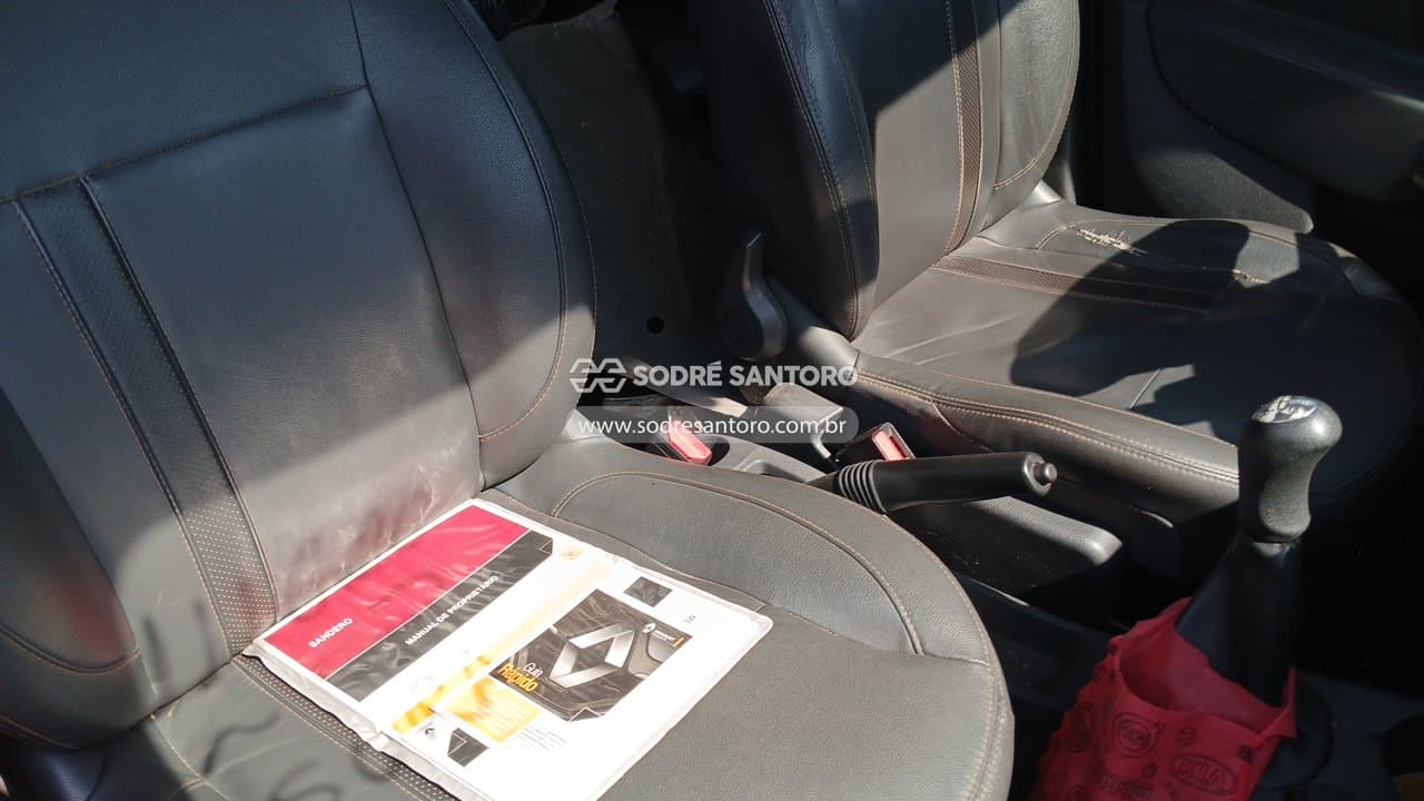 Renault Sandero Step 16 2016 — foto 9