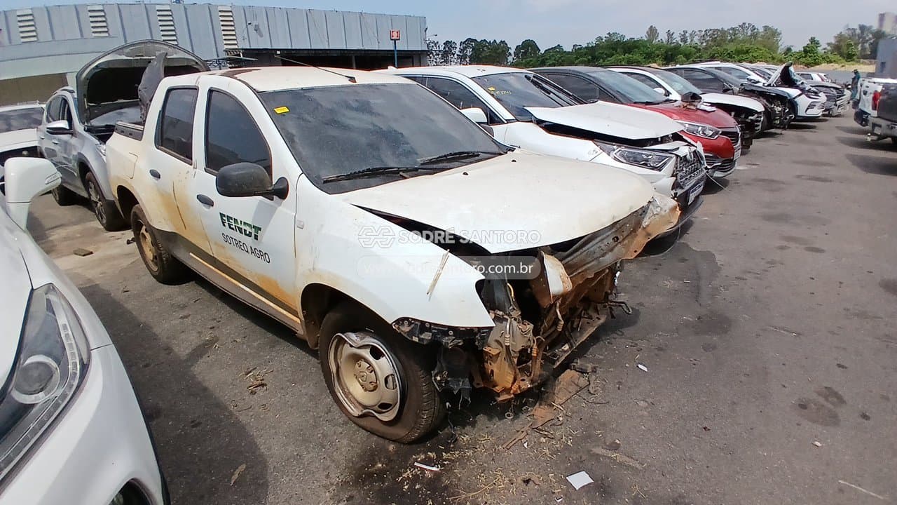 Renault Oroch Pro 16 2025, branca