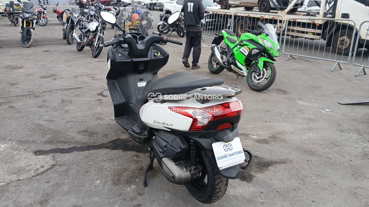 Jtz Downtown 300 2023 — foto 2