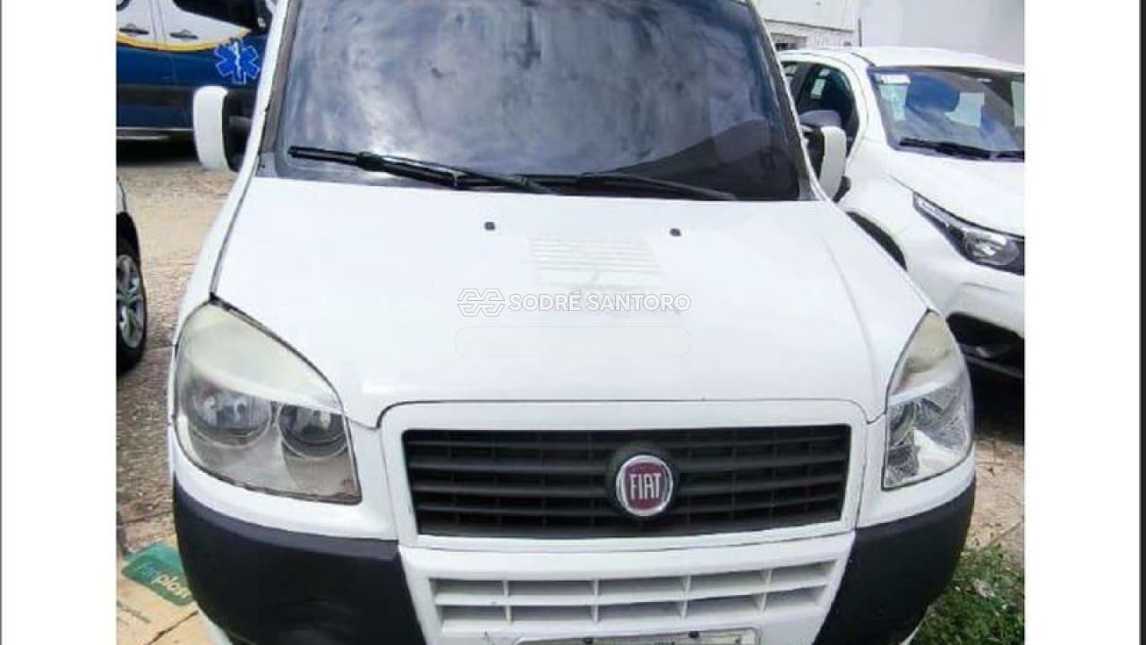 Fiat Doblo Essence 1.8 2015 — foto 1