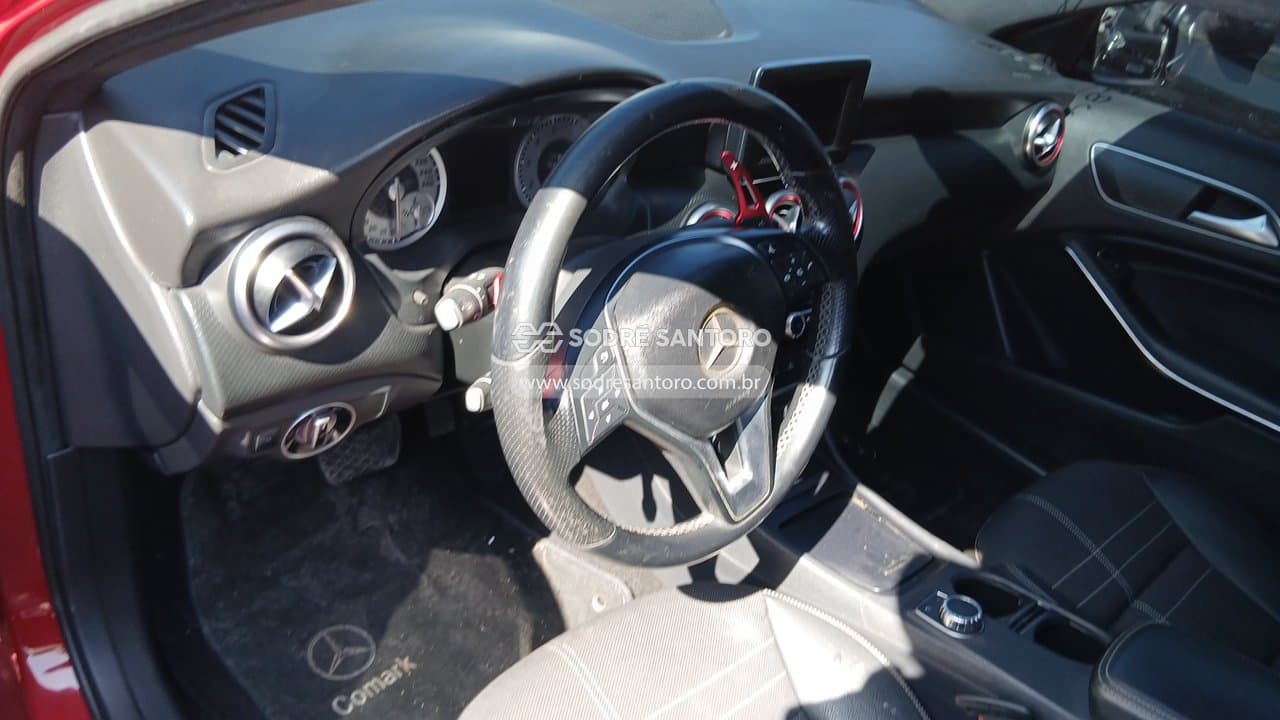 Mercedes-Benz A200 Turbo 2013 — foto 6