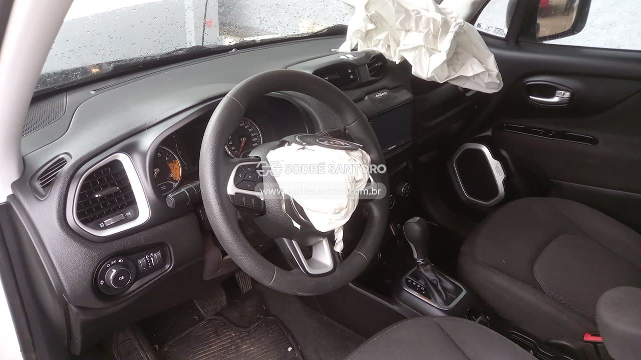 Jeep Renegade 1.8 Autom 2021 — foto 6