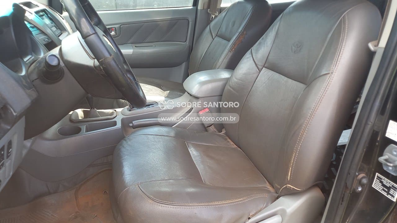 Toyota Hilux Cd4x4 Srv 2010 — foto 9