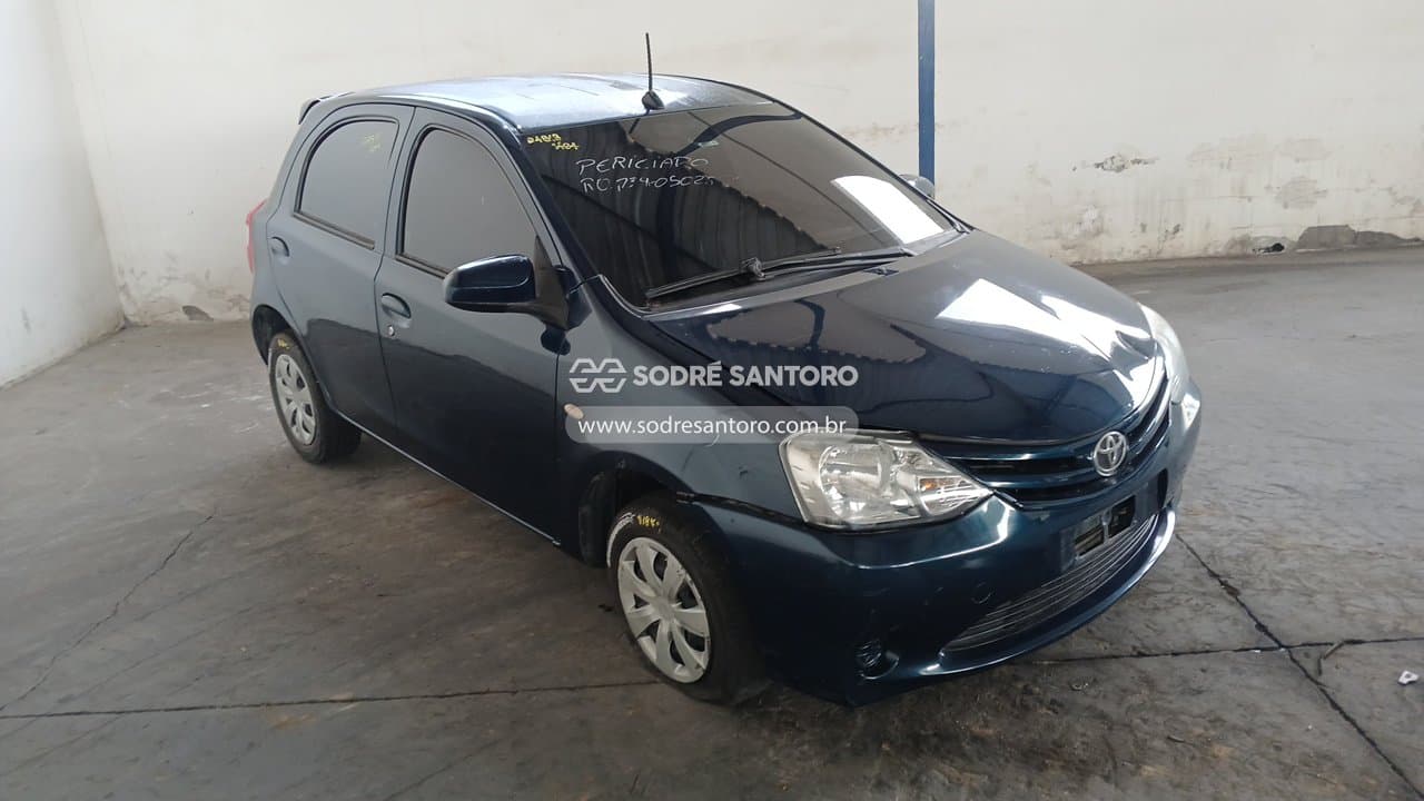 Toyota Etios Hb X 13l Mt 2017, azul