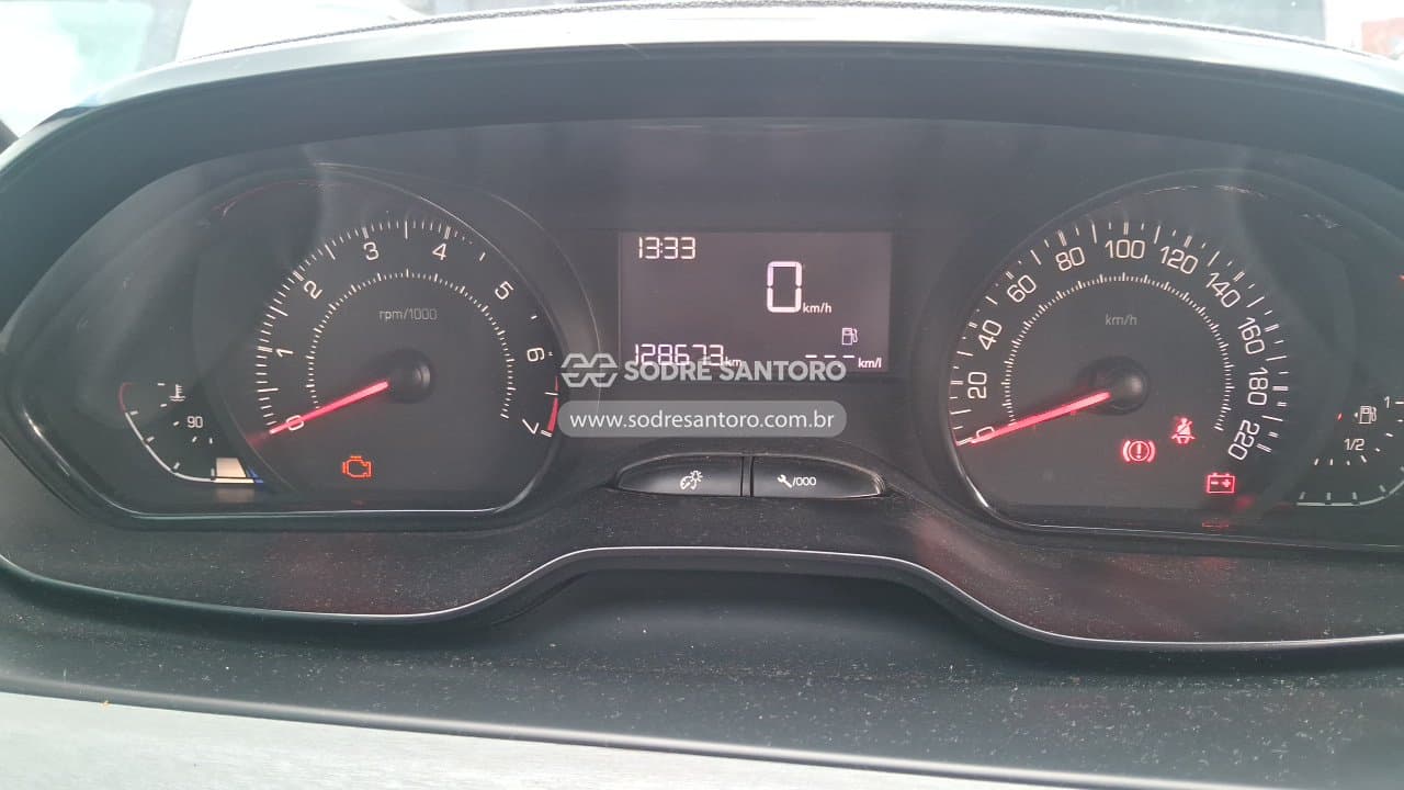 Peugeot 208 Active 2014 — foto 7