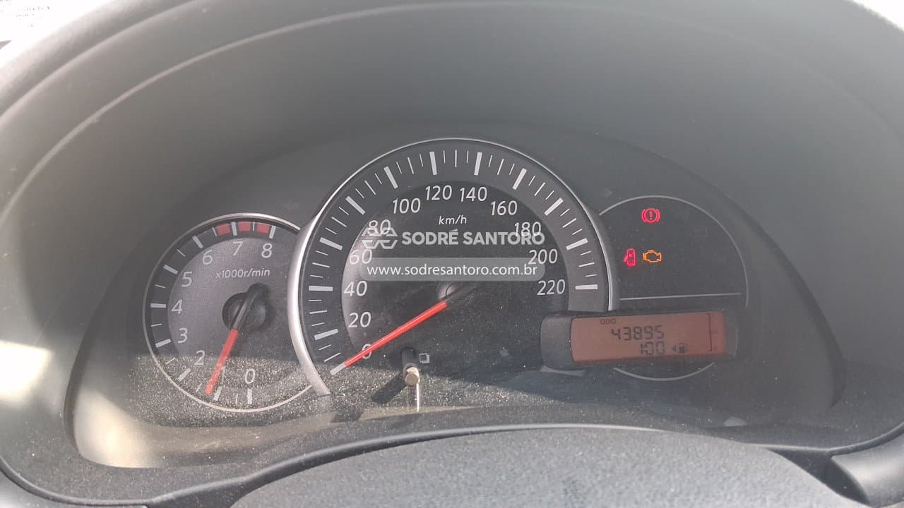 Nissan March 16sl Cvt 2017 — foto 7