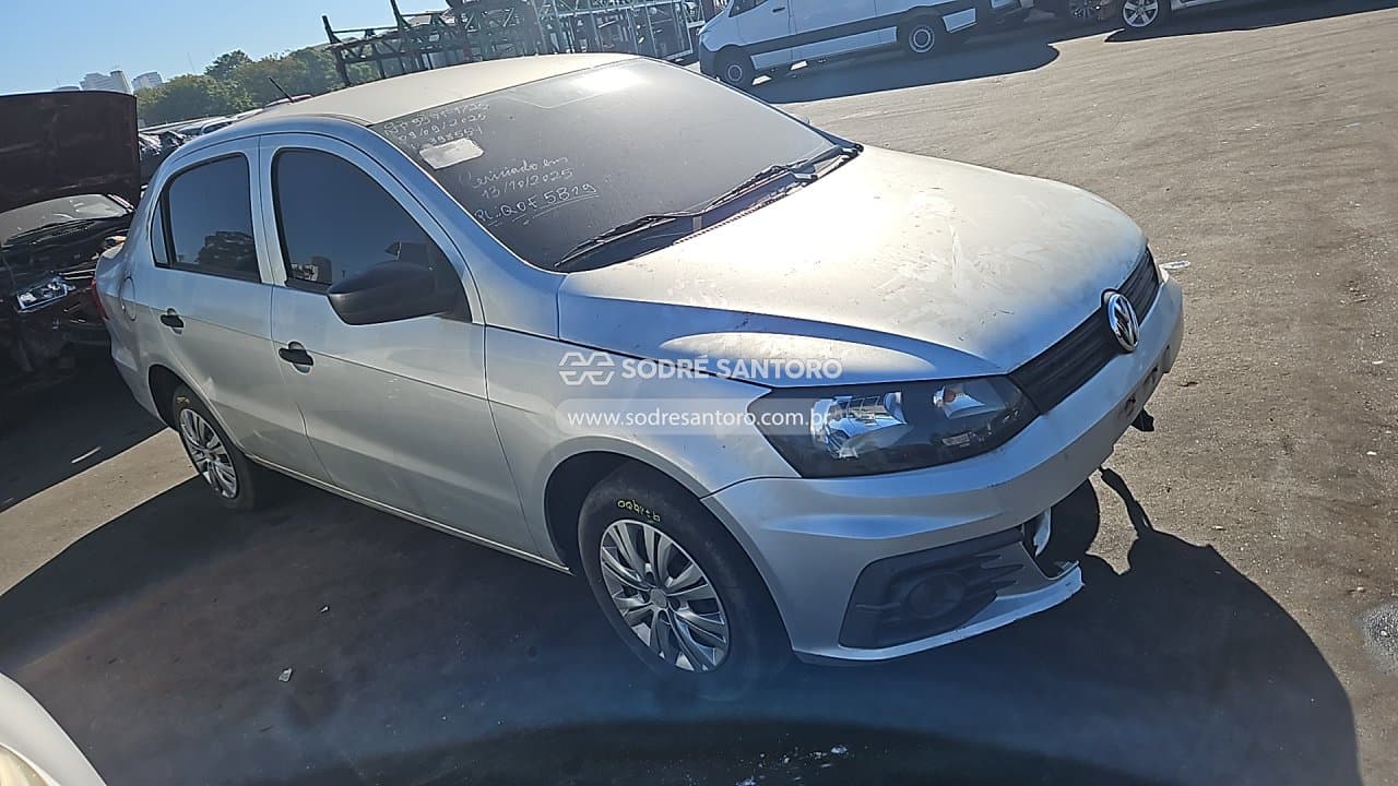 Volkswagen Voyage Tl Mbv 2018, prata