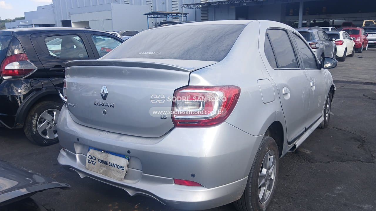 Renault Logan Dyna 16 M 2015 — foto 4