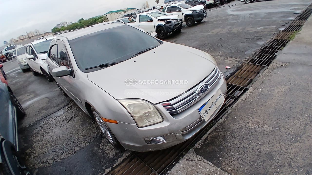 Ford Fusion 2007, prata