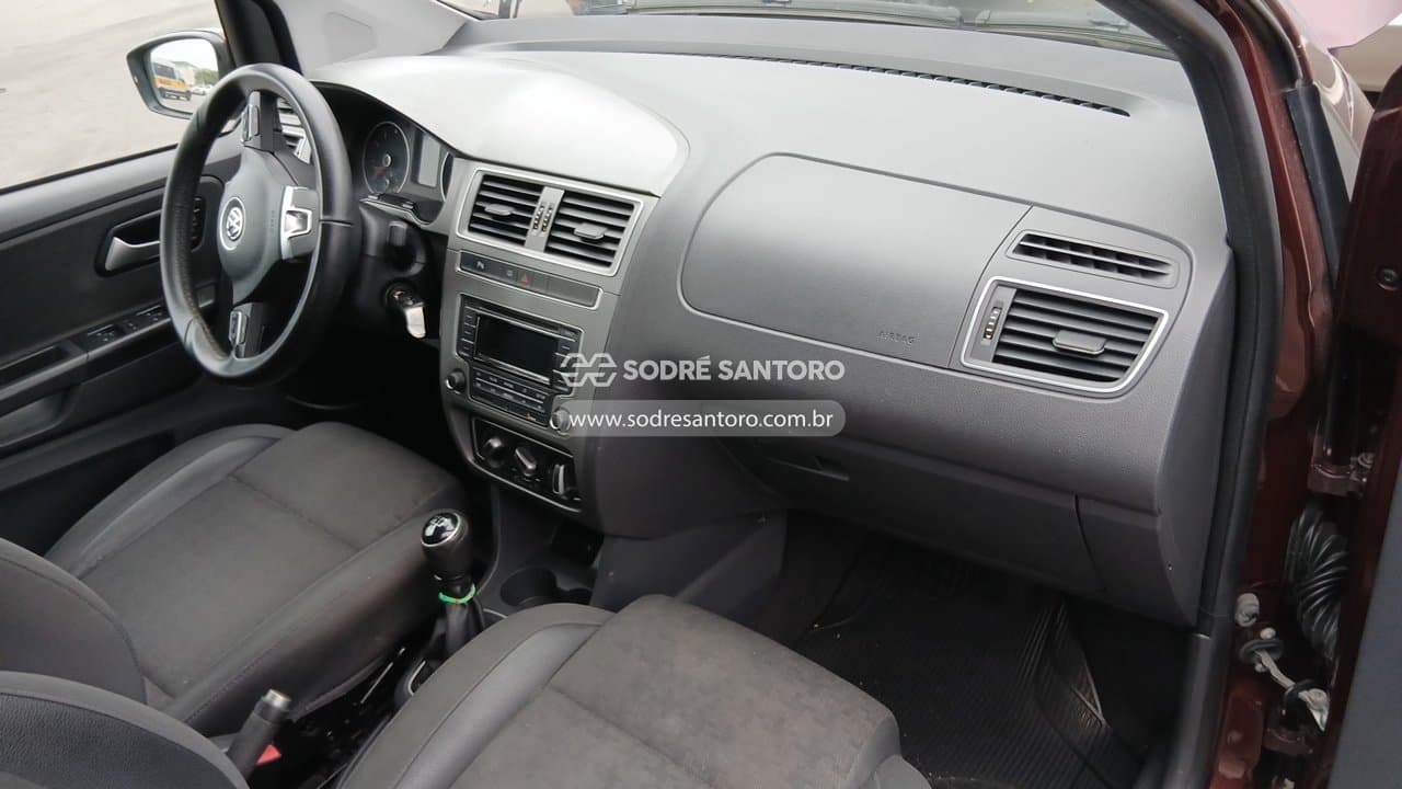 Volkswagen Fox Cl Mb 2015 — foto 8