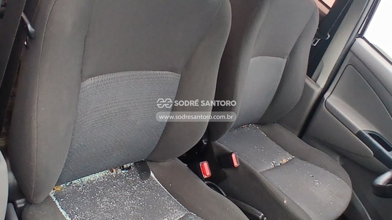 Toyota Etios Hb Xs 2013 — foto 9