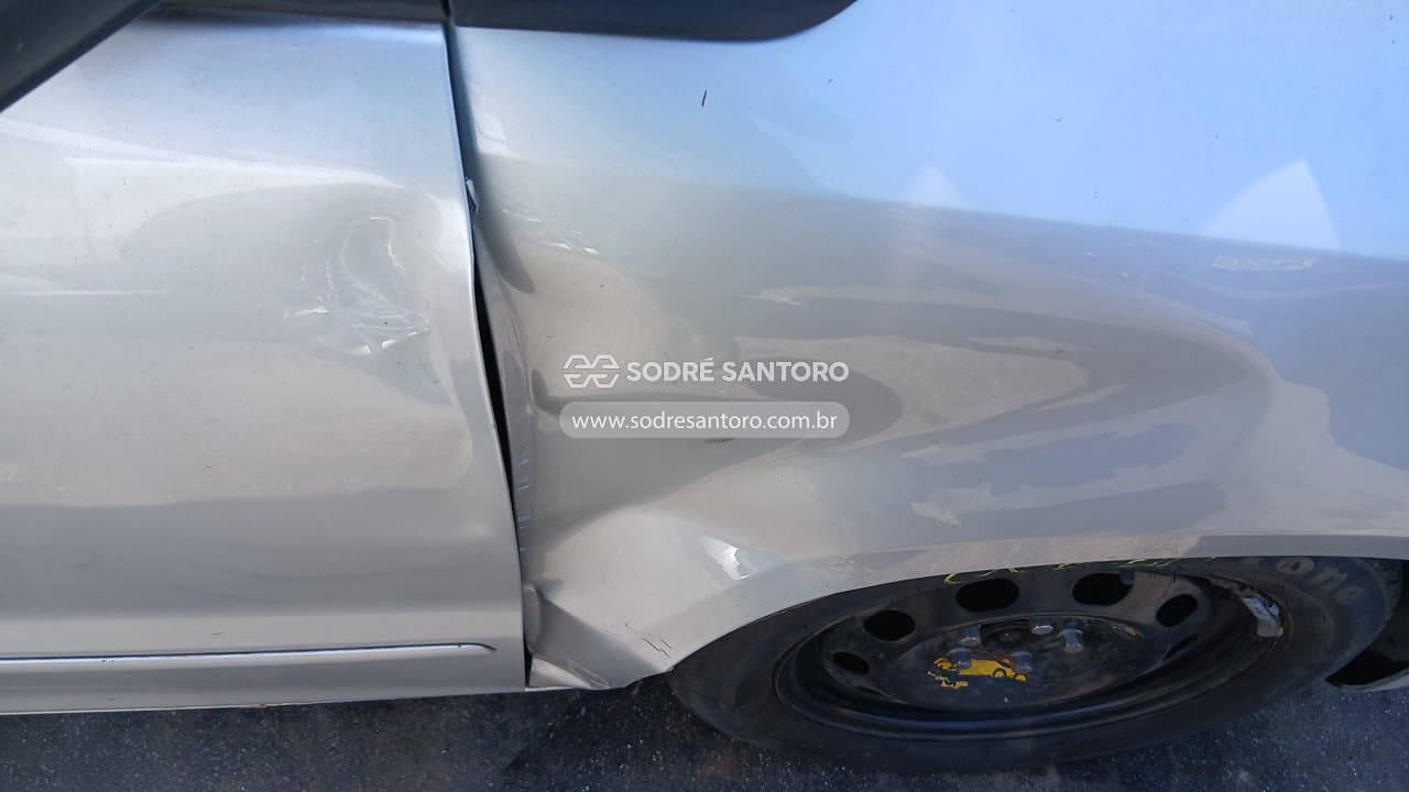 Volkswagen Fox 1.0 2014 — foto 11