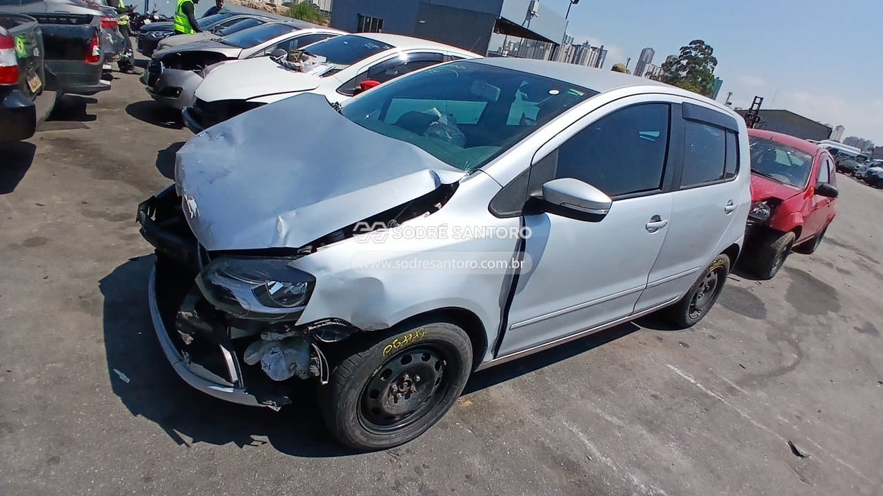Volkswagen Fox 1.0 2014 — foto 3