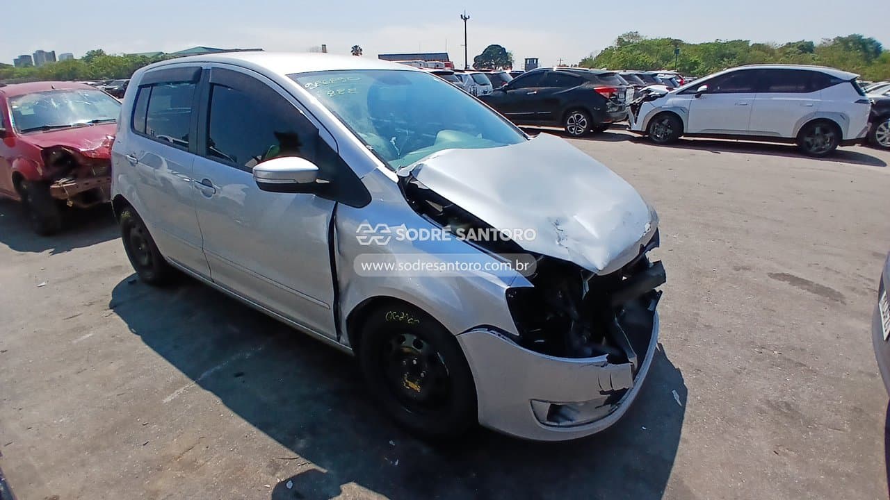 Volkswagen Fox 1.0 2014, prata