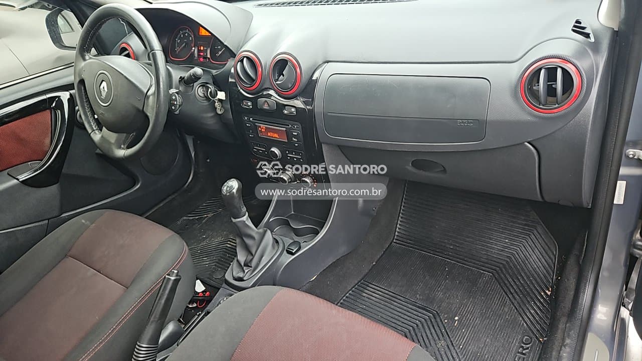 Renault Sandero Stw 16hp 2014 — foto 8