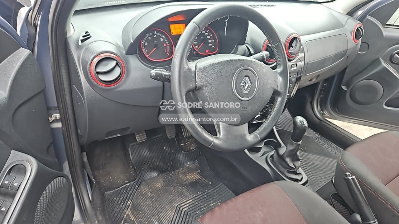 Renault Sandero Stw 16hp 2014 — foto 6