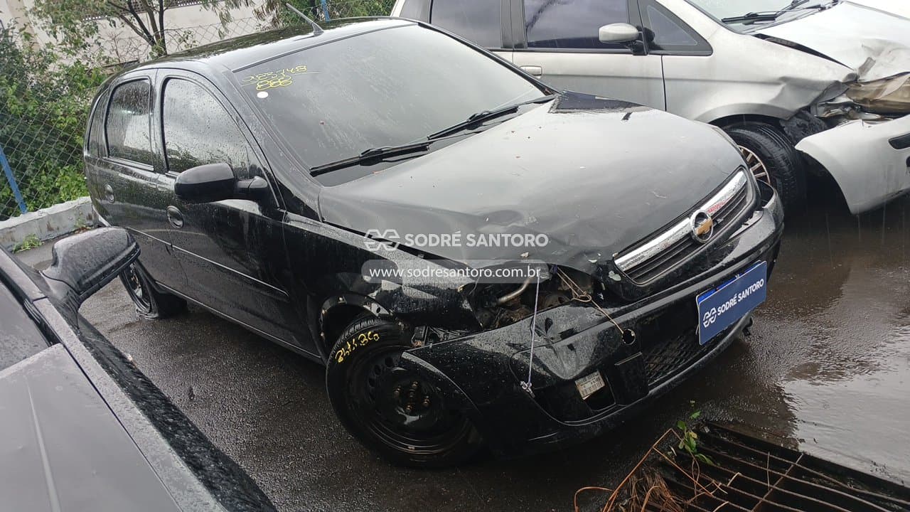Chevrolet Corsa Hatch Maxx 2011, preta