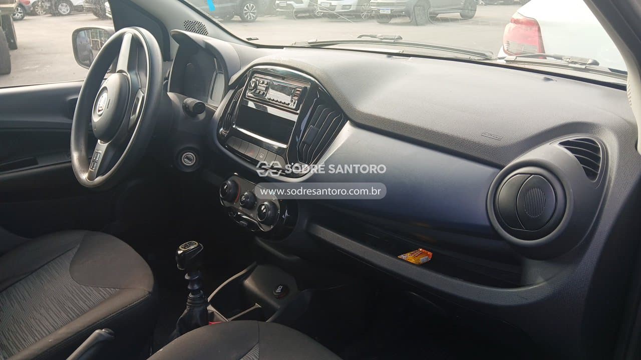 Fiat Uno Attractive 1.0 2016 — foto 7