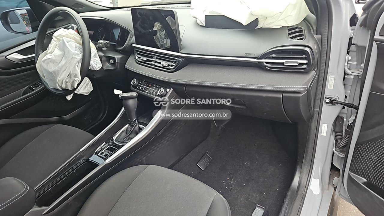 Fiat Fastback Audace Hyb 2026 — foto 7