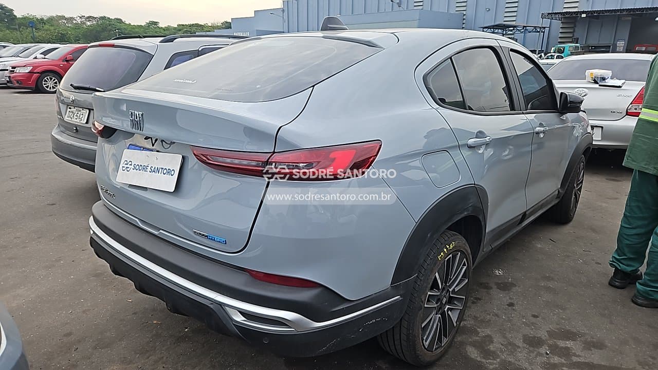 Fiat Fastback Audace Hyb 2026 — foto 4