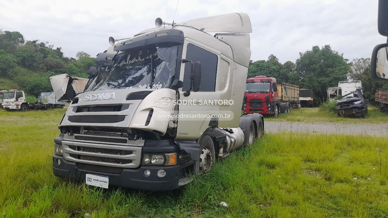 Scania P 360 A6x2 2013, prata