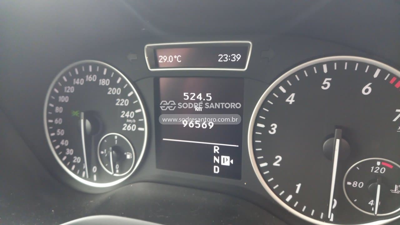 Mercedes-Benz B200cgi 2013 — foto 7