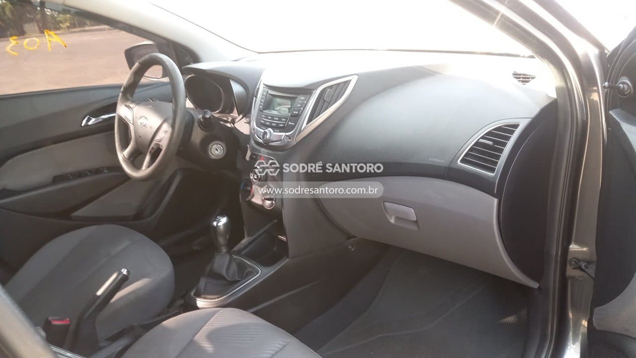 Hyundai Hb20s 1.6m Comf 2014 — foto 7