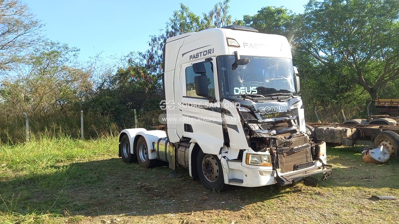 Scania R500 A6x4 2020, branca