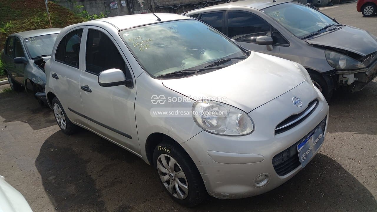 Nissan March 16s Flex 2013, prata