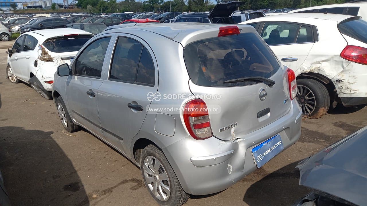 Nissan March 16s Flex 2013 — foto 2